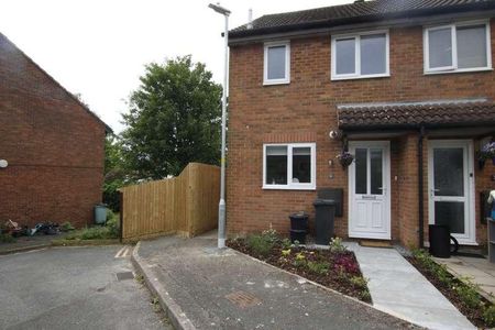 Queintin Road, Old Town, Swindon, SN3 - Photo 2