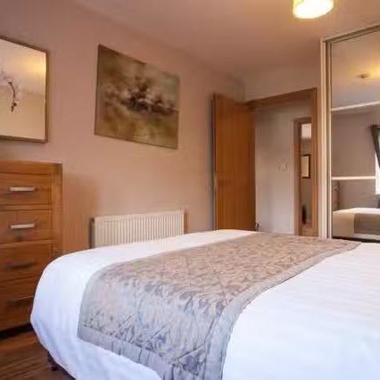 2-bedroom apartment for rent in East Wall, Dublin - Photo 1