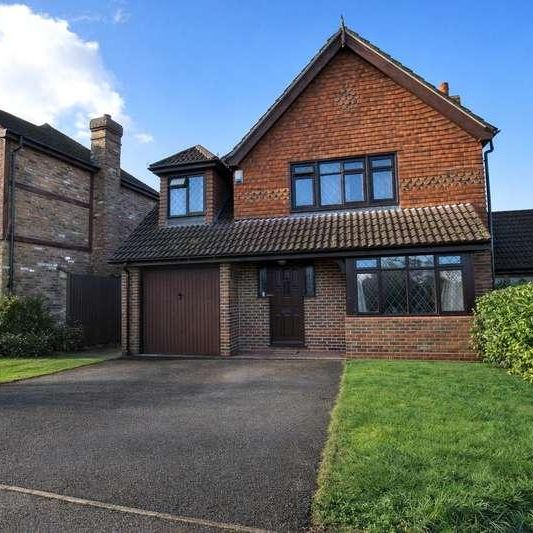 Fairborne Way, Guildford, Surrey, GU2 - Photo 1