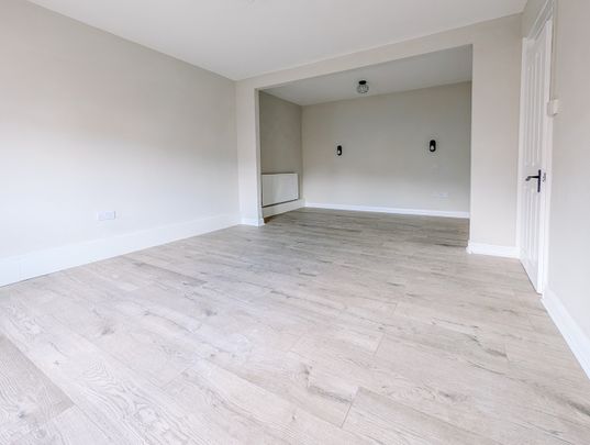 Studio Flat, Brighton Road, CR8 - Photo 1