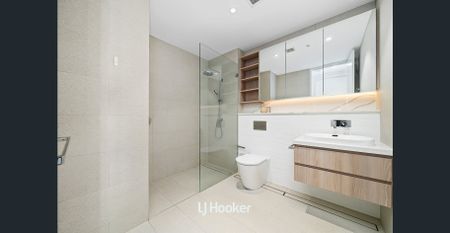 Sun-Drenched Apartment with Winter Garden - Walk to Roseville Station - Photo 3