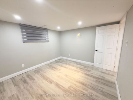 For Lease - 156 Mooregate Crescent Unit# Lower, Kitchener, Ontario - Photo 3