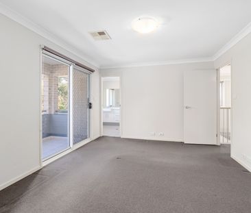 Modern Family Home in a Prestigious Location - Photo 6