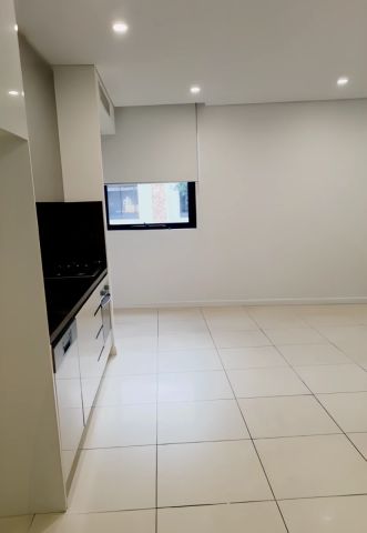 2 bed 2 bath-319 - Photo 5