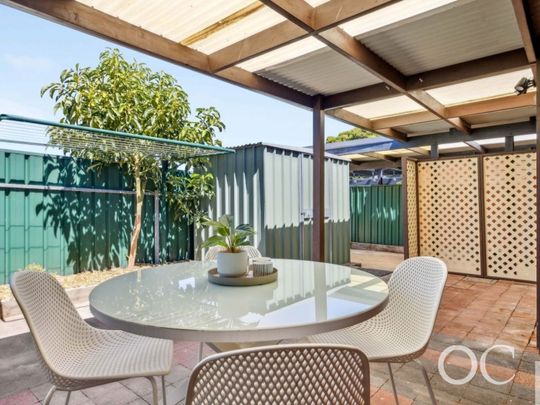 Open the Door To Effortless Style and Everyday Convenience - Photo 1