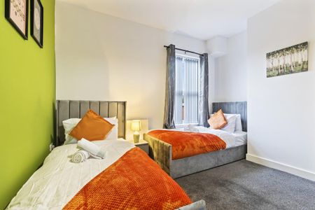 3 bedroom terraced house to rent - Photo 5