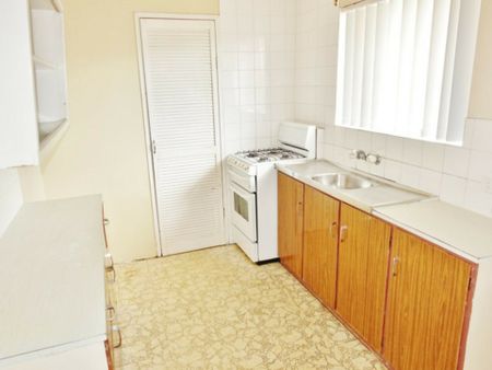 1/27 Collins Street, Clayfield QLD, Belconnen - Photo 5