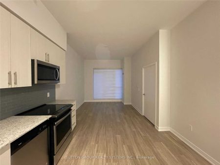 For Lease - 4085 Parkside Village Drive Unit# 337, Mississauga, Ontario - Photo 5