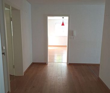 Wohnen auf höchstem Niveau! Neu sanierte 4-Zimmer-Wohnung in Zentrum von Lörrach - Photo 1