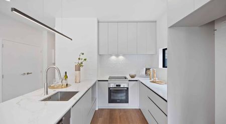 lot 5-Brand New Home (2 Bedrooms + Study, 1 Ba... - Photo 2