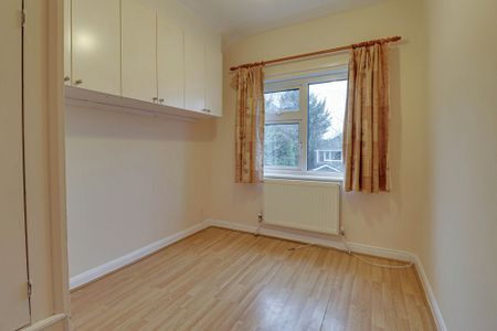 Vale Close, Harpenden, Hertfordshire, AL5 3LX - Photo 4