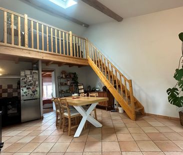 Location Appartement 2 pièces 50m² CHAMPAGNE AU MONT D OR 69410 - Photo 3