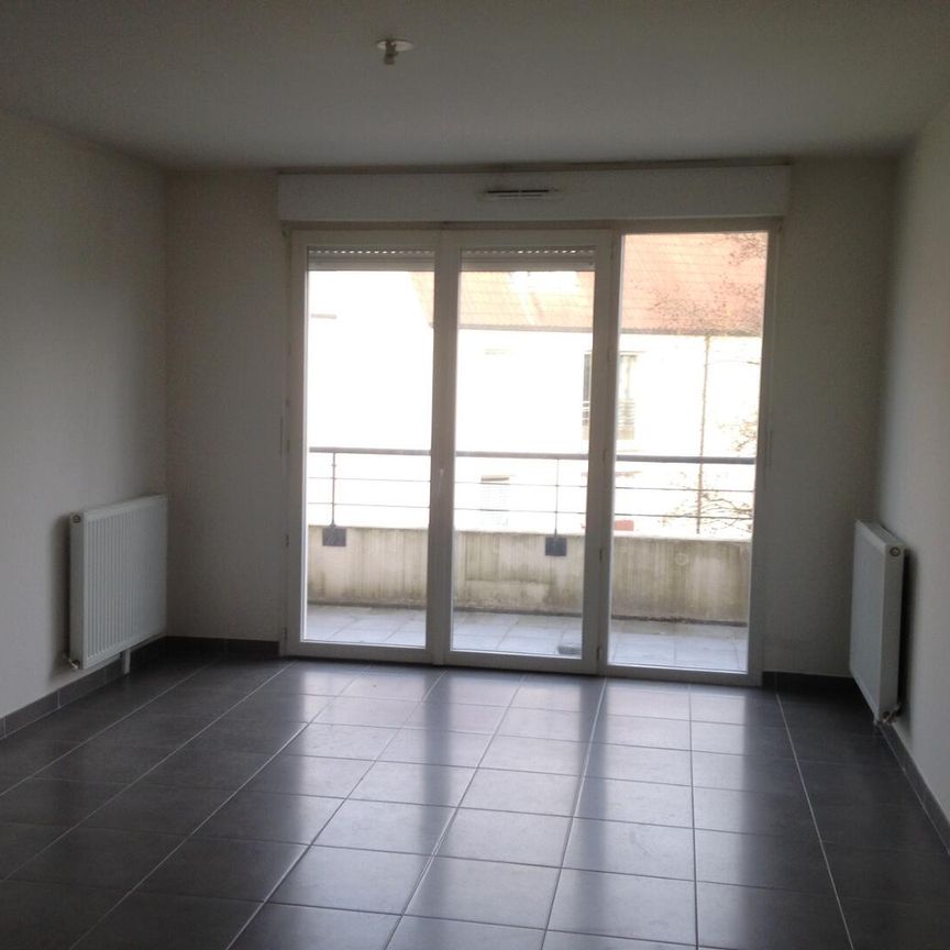 location Appartement T2 DE 43.48m² À PONTAULT COMBAULT - Photo 1