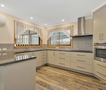 Family Home in Sheffield - Photo 1