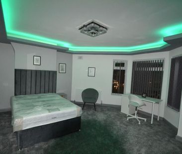 6 bedroom house to rent - Photo 6