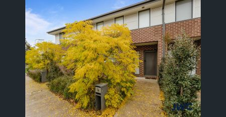 A Modern Lifestyle of Low-Maintenance Perfection! - Photo 2