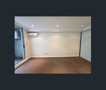 STUDIO APARTMENT WITH PEACEFUL ASPECT + AIR-CON + PARKING - Photo 6