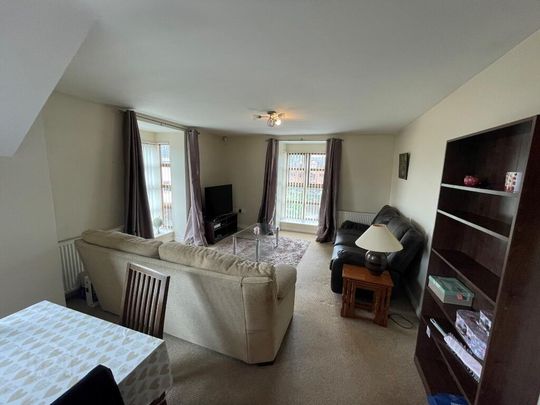 92 Redwood Grove, Dunmurry, BT17 9RN - Photo 1