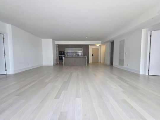 For Lease - 155 Merchants Wharf N/A Unit# 515, Toronto, Ontario - Photo 1
