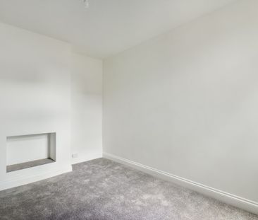 Martin Road, Portsmouth, PO3 - Photo 4