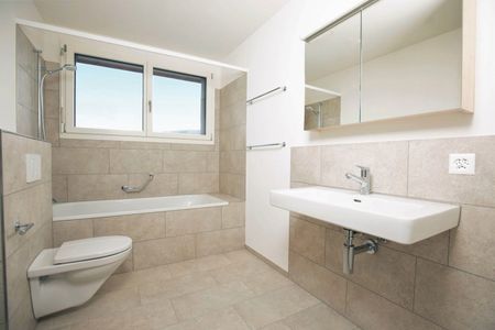 4.5 Zimmer, 111 m², 3. Stock - Photo 3