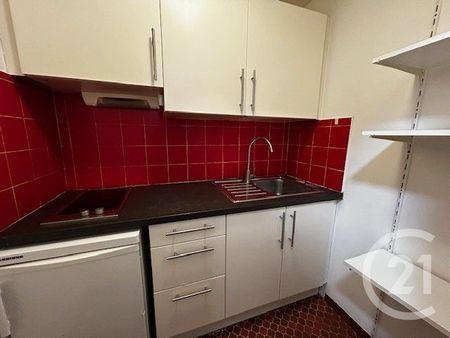 Location Appartement 1 pièce 21m² LA NEUVILLETTE 51100 - Photo 2