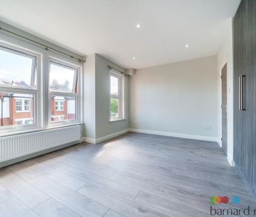 4 bedroom end of terrace house to rent - Photo 6