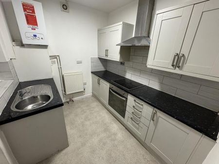 3 bedroom terraced house to rent - Photo 5