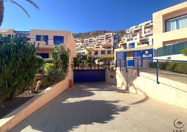 Alquiler de piso en Calle Mirador de La Marina, 4