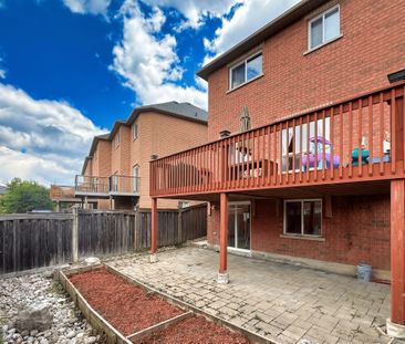 For Lease - 24 Millwright Avenue, Richmond Hill, Ontario - Photo 2