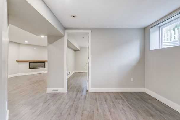 For Lease - 672 Castleguard Crescent Unit# 2, Burlington, Ontario - Photo 1