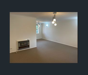 FAMILY HOME WITH INGROUND SWIMMING POOL - Photo 1