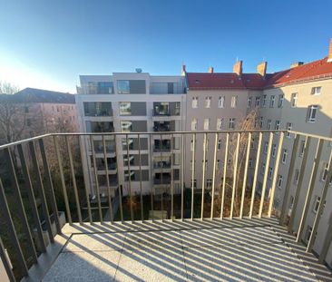 Moderne 1,5-Zimmer-Wohnung mit Balkon & Aufzug in Berlin-Treptow - Foto 1