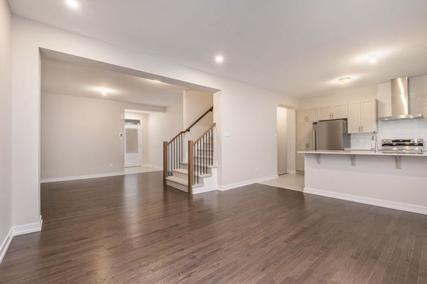 For Lease - 623 Alopex Row, Stittsville - Munster - Richmond, Ontario - Photo 1