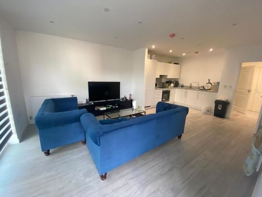 1 bedroom flat to rent - Photo 1