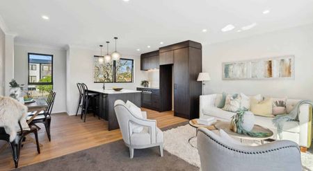 Stylish & Convenient Terrace Townhouse!! - Photo 4