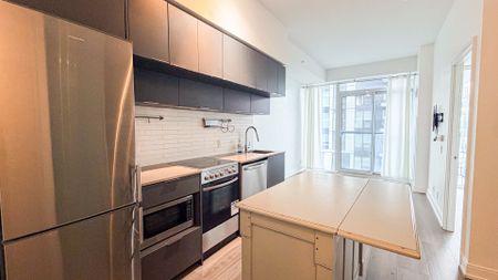 For Lease - 181 Dundas Street Unit# 2501, Toronto, Ontario - Photo 3