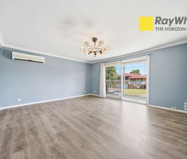 Spacious Six-Bedroom Family Home in a Premium Greystanes Location - Photo 4