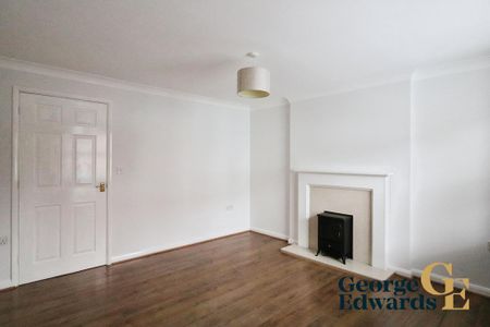3 bedroom terraced house to rent - Photo 2