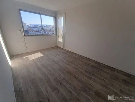 Location appartement 3 pièces - 56m² à Clermont-ferrand (63000) - Photo 5