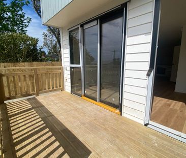 SUNNYVALE, 2 BEDROOMS - Photo 3