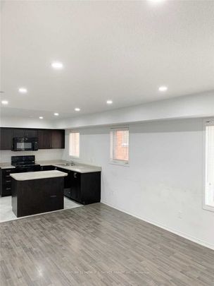 For Lease - 31 Hays Boulevard Unit# 5, Oakville, Ontario - Photo 1