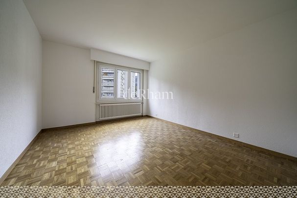 Bel appartement de 4.5 pièces au dernier étage - Photo 1