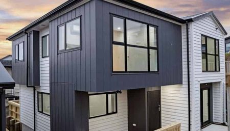 Modern Four-Bedroom Home, close to Westgate Mall - Photo 4