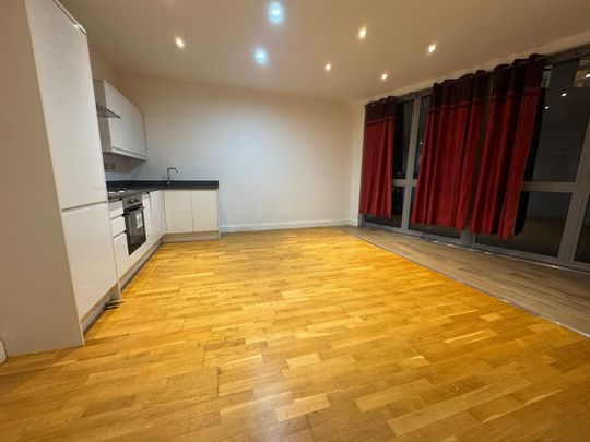 1 Bed Flat, Wick Lane, E3 - Photo 1