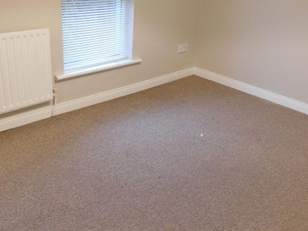 7 Orchard Terrace, Omagh, BT78 1LE - Photo 4