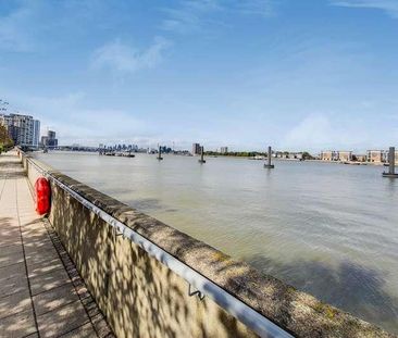 Building, Woolwich Riverside, SE18 - Photo 1