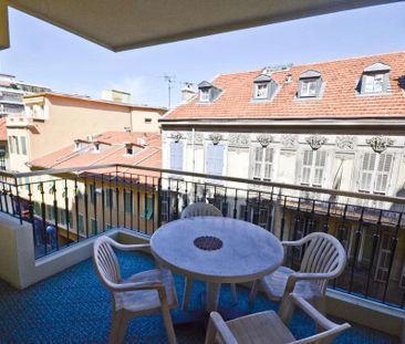 Location Appartement 1 pièce 38m² NICE 06000 - Photo 4