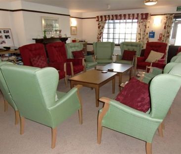 1 bedroom retirement property to rent - Photo 5