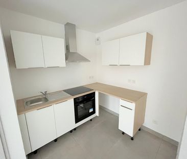 « VILLENEUVE-LES-AVIGNON - APPARTEMENT T2 45.17M² AVEC TERRASSE » - Photo 4